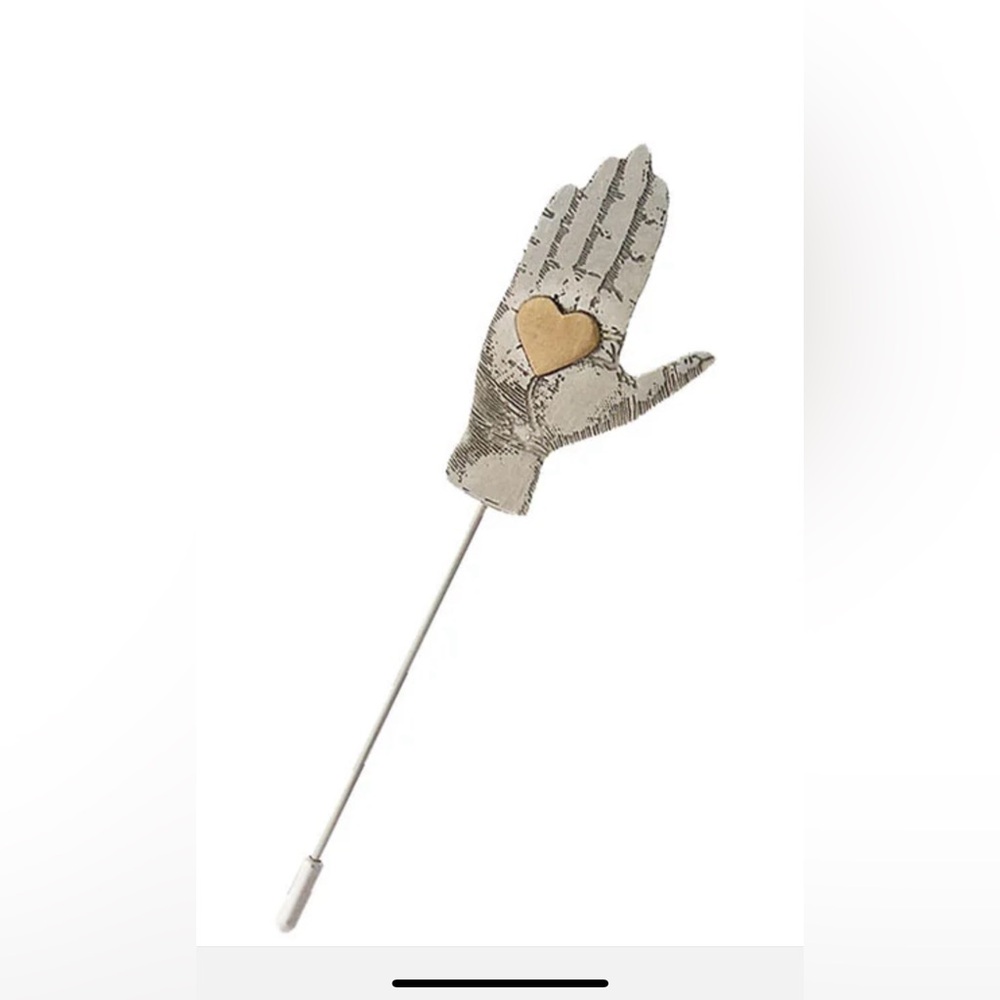 Vntg Thomas Mann Heart on Hand Stick Pin Etched Nickel with bronze heart.